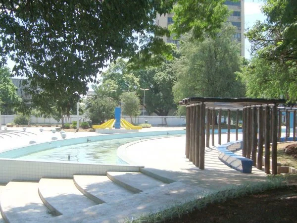 Praça Antônio João vai ganhar fonte luminosa sincronizada do projeto de revitalização.