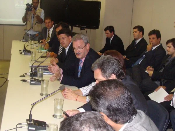 Audiência no Ministério da Integração com presença de prefeitos preeionou por liberação, mas municípios ainda aguardam socorro federal