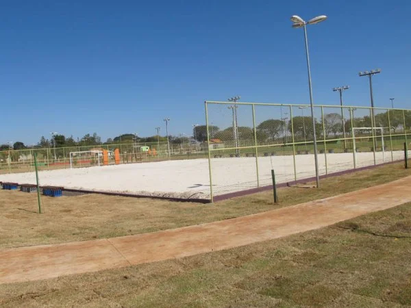 Praça dos Ipês em Itaporã