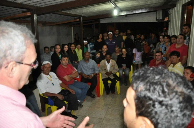 Geraldo participa de reunião em Glória de Dourados
