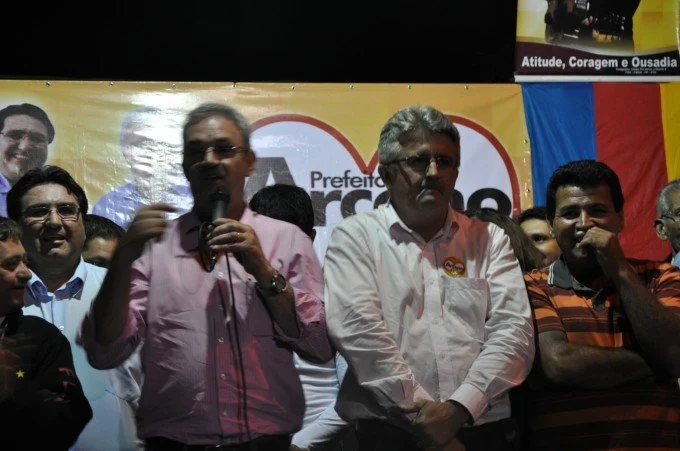 Geraldo participa de reunião em Glória de Dourados