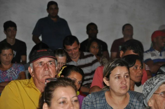 Reunião política em Glória de Dourados
