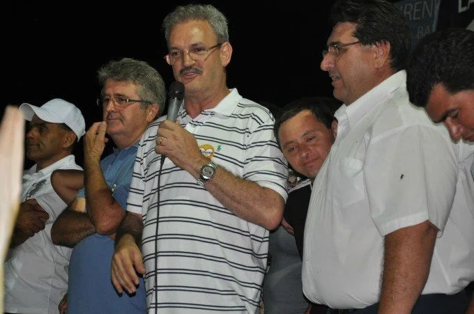 Veja fotos do comício do candidato a reeleição Arceno Athas