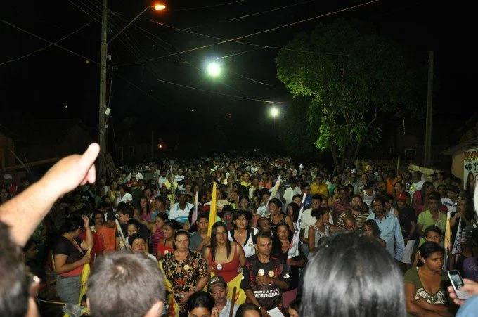 Veja fotos do comício do candidato a reeleição Arceno Athas
