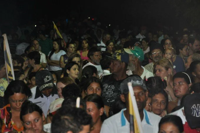 Veja fotos do comício do candidato a reeleição Arceno Athas