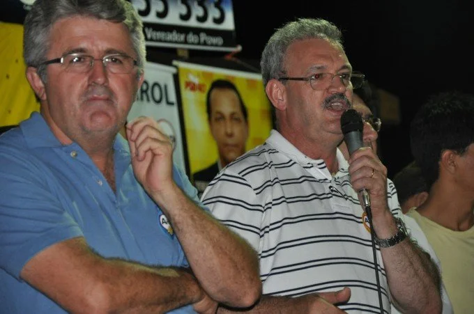 Veja fotos do comício do candidato a reeleição Arceno Athas