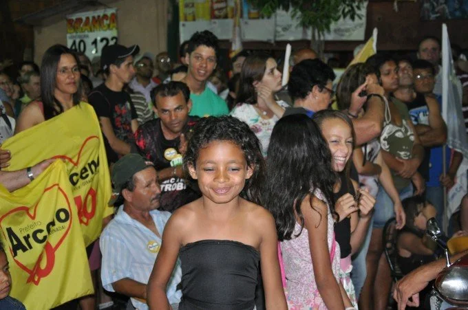 Veja fotos do comício do candidato a reeleição Arceno Athas
