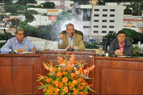Geraldo Resende diz que obras de duplicação devem ficar prontas em um ano.
