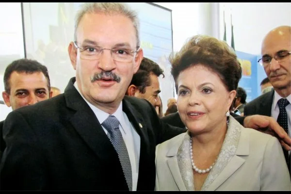 Deputado Federal Geraldo Resende (PMDB) destaca força da Bancada Federal para viabilizar os recursos. Presidente Dilma Rouseff anuncia pacote.