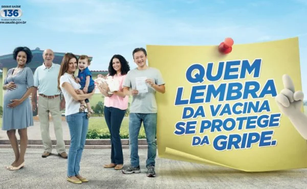 Cartaz do Ministério da Saúde alerta população para a importância da vacina contra a gripe.