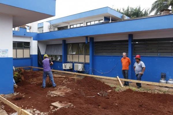Deputado Geraldo Resende acompanha andamento das obras de reforma e ampliação do Hospital da Vida