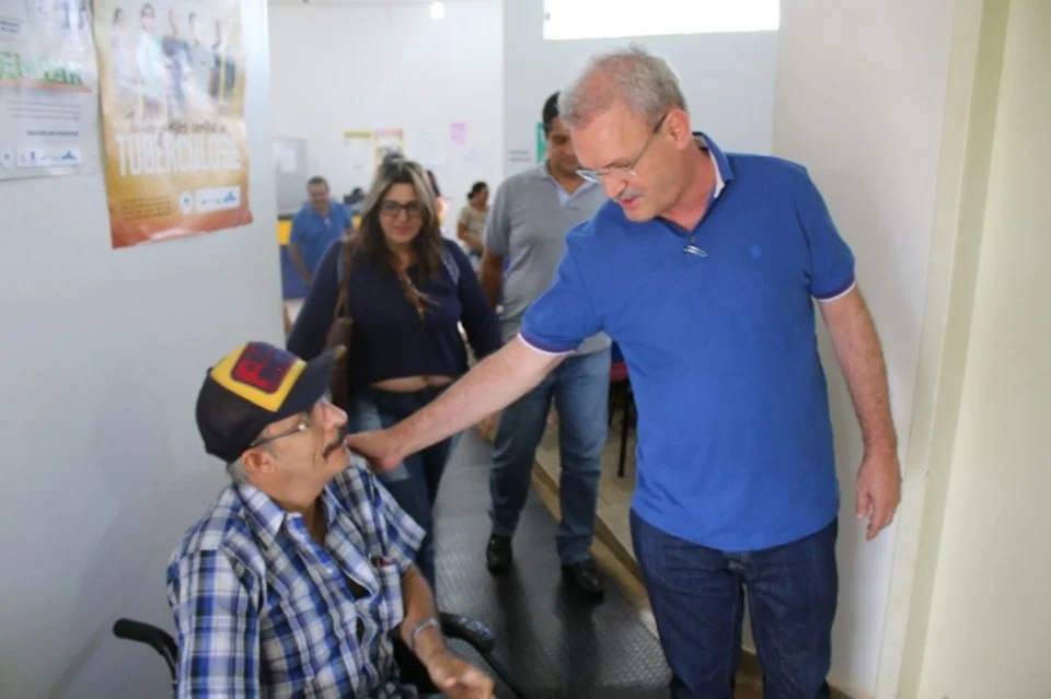 Geraldo discute andamento de obras na Saúde em São Gabriel do Oeste