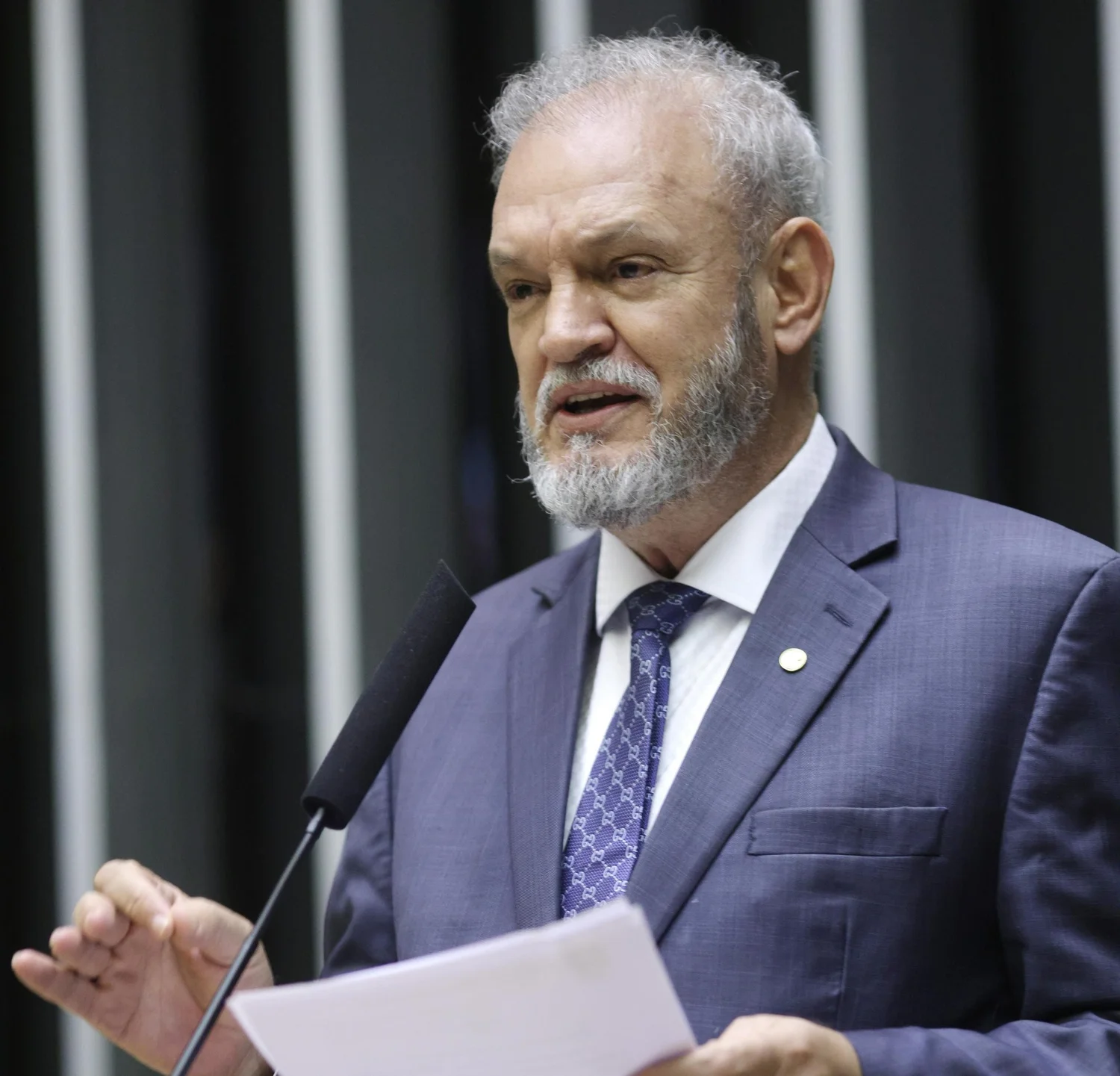 Indignado, Geraldo Resende aciona MPF e Ministério da Saúde contra ambulâncias paradas na capital